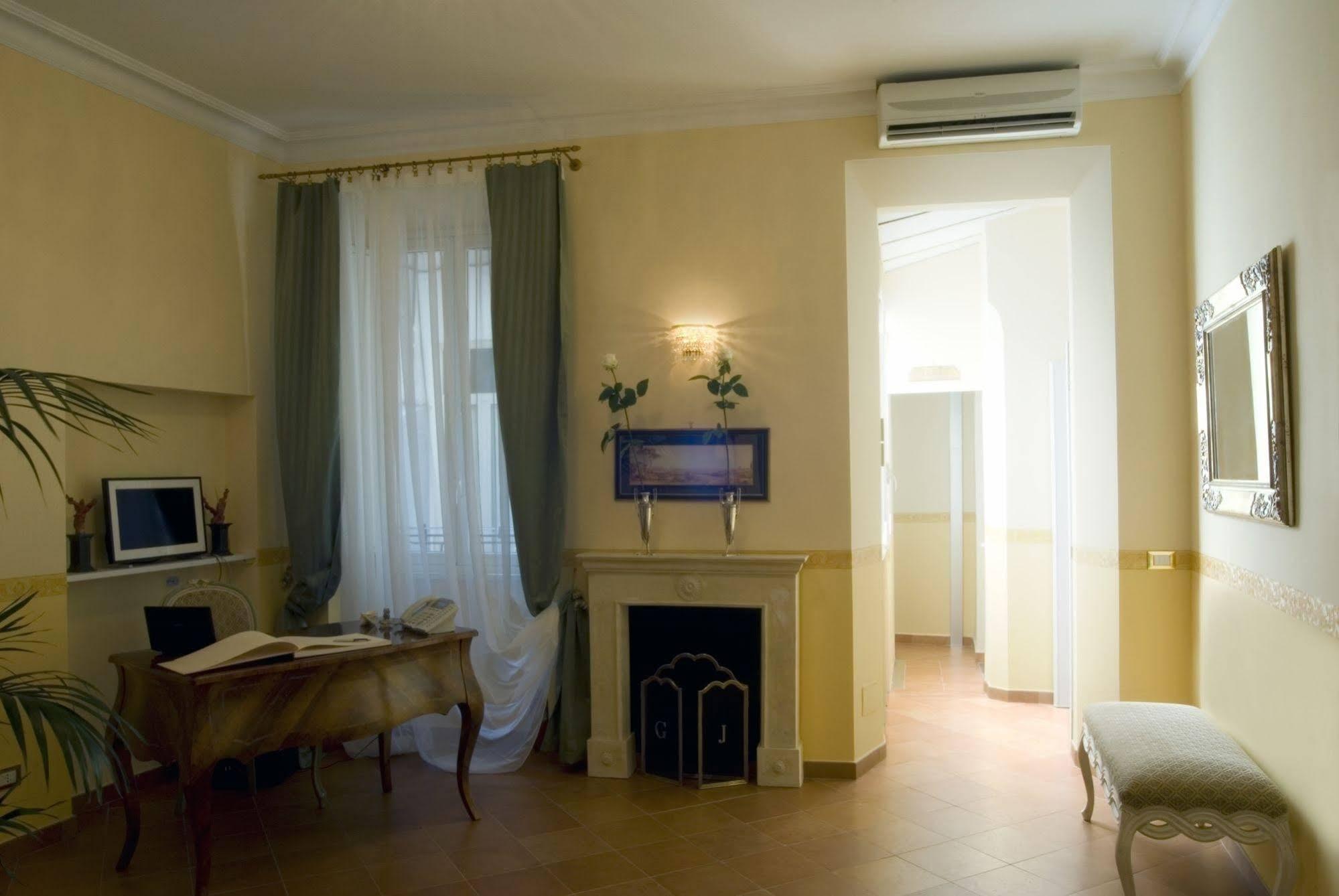 Bed and Breakfast Residenza Gens Julia Rom Exterior foto